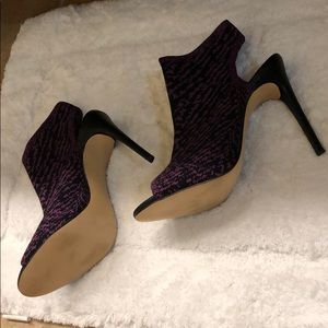 Zara Shoes - Zara Knit Peep Toe Heels Zara Shoes - Zara Knit Peep Toe Heels